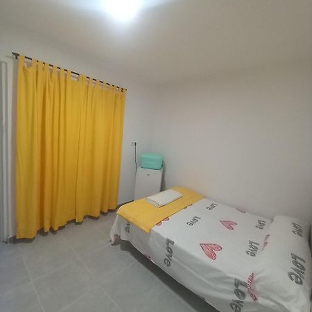 Hiromi Room Calle Julio Antonio Alicante Esterno foto